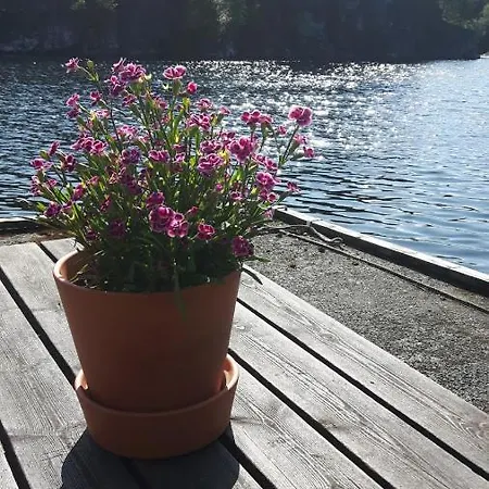 Prázdninový dům Holtarheim, Holidayhouse, Boat Included Eikefjord